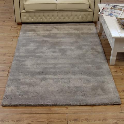 Aran Rug Feather Grey 