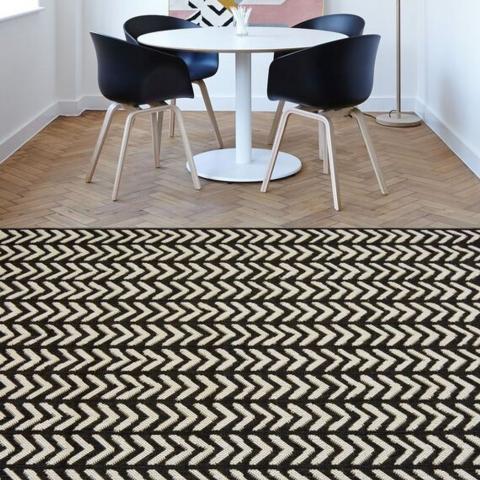 Black Washable Chevron IndoorOutdoor Garden Rug - Ota - Black / 230cm