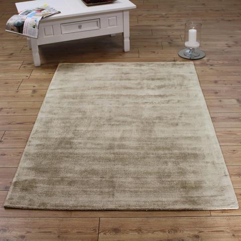 Blade Golden Rug 