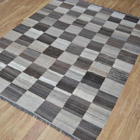 Check Kelim Rug in Beige and Brown