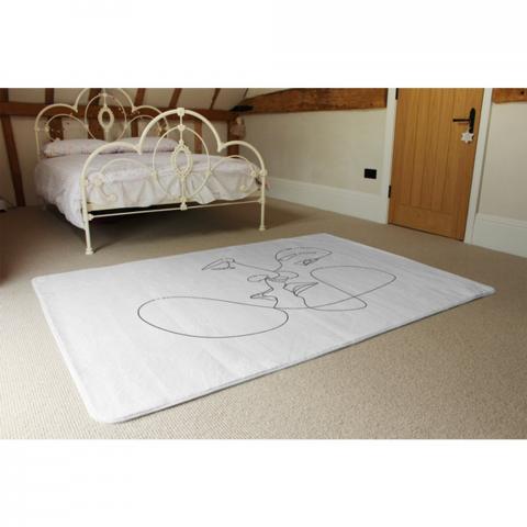 Couple Kiss In Line Art Designer Rug - White / 230cm