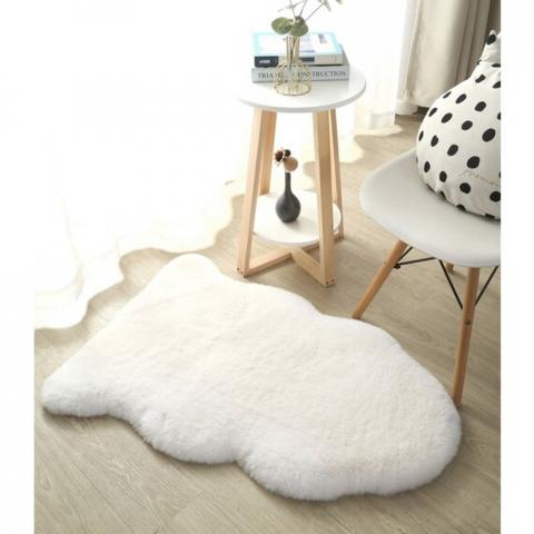 Deluxe FauxFur Rug - White