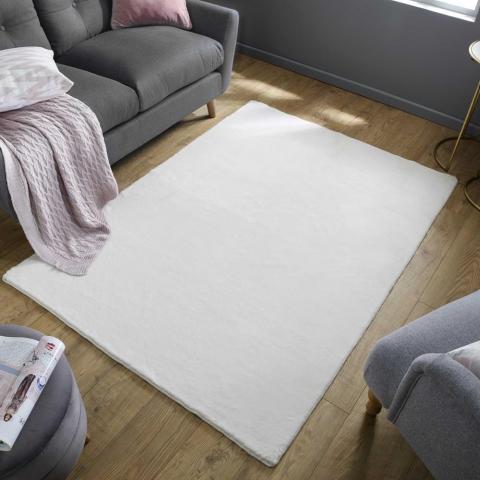 Emelia Faux Fur Bergen Rug in Ivory White