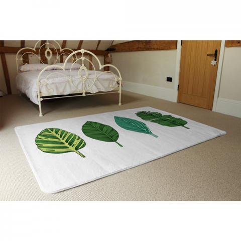 Four Leaves Designer Rug - Green / 230cm