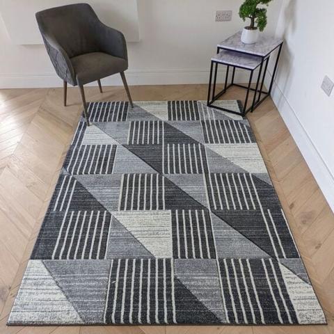 Grey Geometric Area Rug - Boston - Grey / 110cm / 3kg