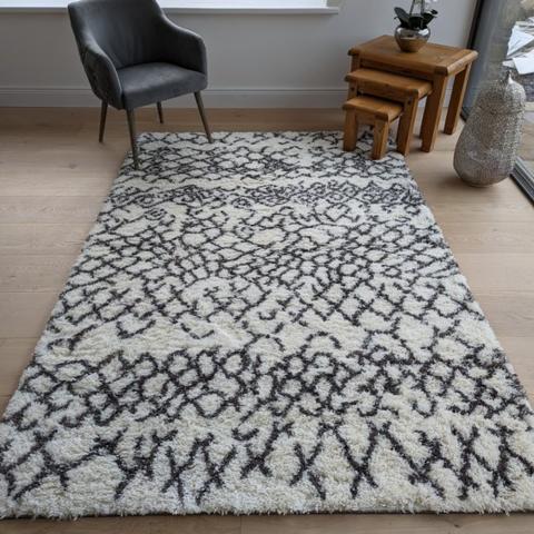 Ivory Scandi Shaggy Living Room Rugs - Ivory / 150cm