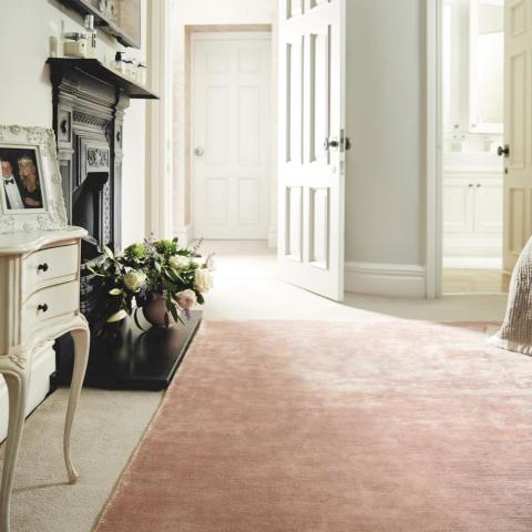 Karma rugs in Nude