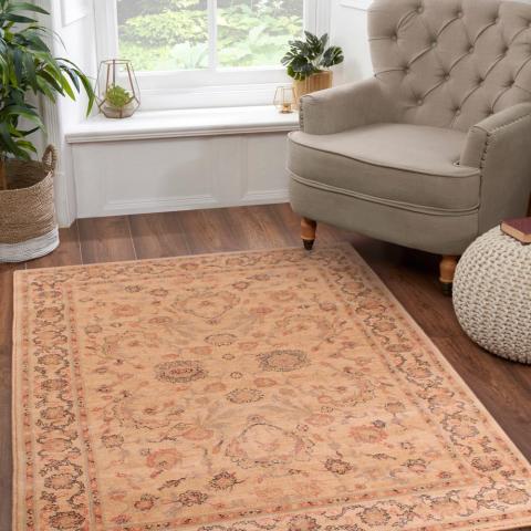 Keshan Supreme Shiraz Rugs in Cream