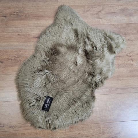 Long Wool Faux Sheepskin Rug - Mushroom