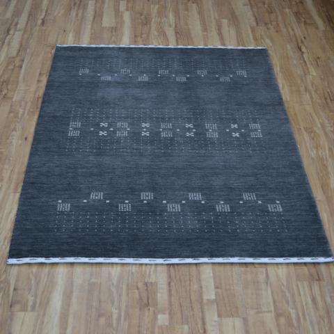 Lori Wool Rugs in Grey