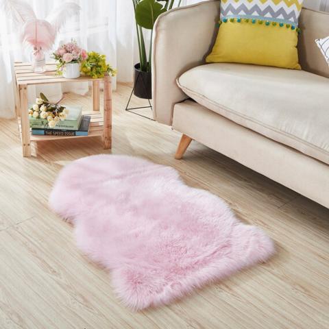 Luxury Faux Fur Rug - Petal Pink