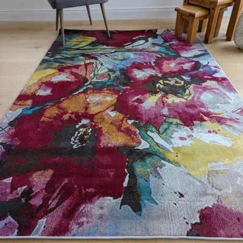 Red Floral Flatweave Rug - Capella - Red / 220cm