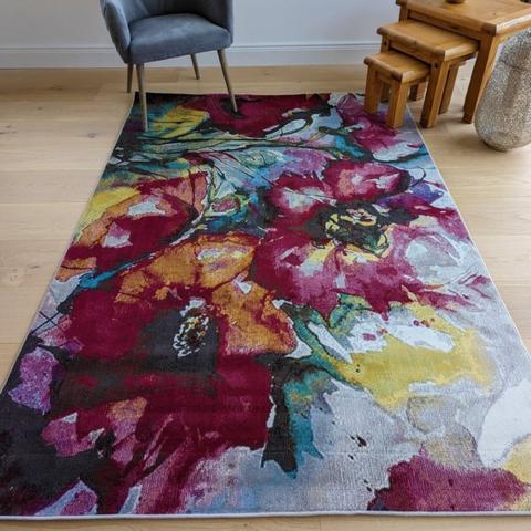 Red Floral Flatweave Rug - Capella - Red / 160cm