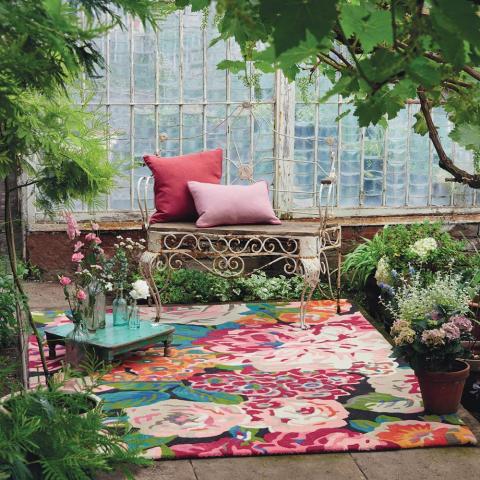 Rose & Peony Rugs 45005 in Cerise Pink by Sanderson