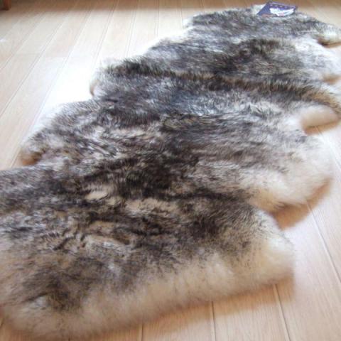 SHEEPSKIN RUGS - NEW ZEALAND QUALITY NAT TIP