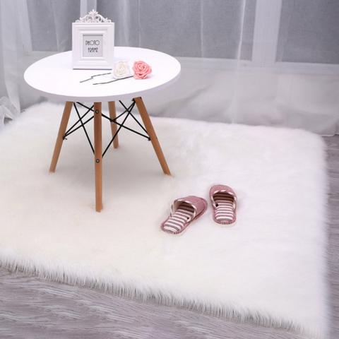 Super Soft Rectangle Shaggy Room Carpet - White / 90cm