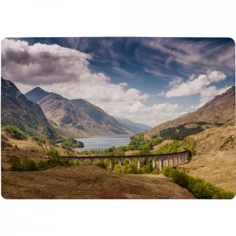 The Glenfinnan Viaduct Designer Rug - Green / 200cm