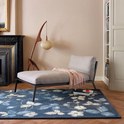 Wild Strawberry Rugs 38118 by Wedgwood